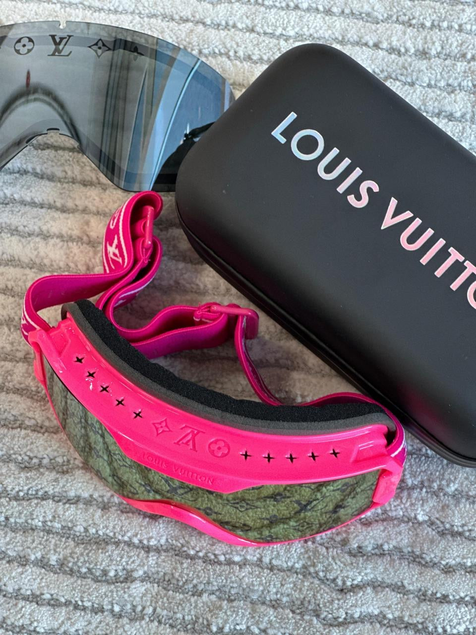 Lv ski sunglasses