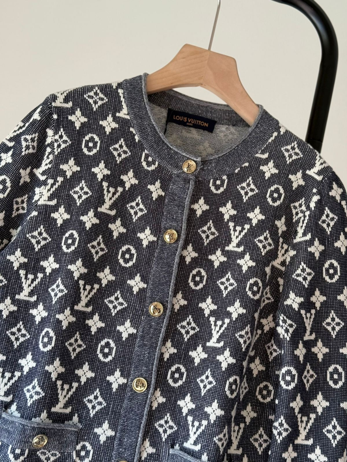 Lv cardigan