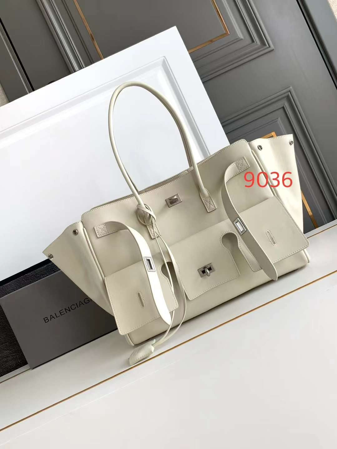 Balenciaga bag tote 37 cm