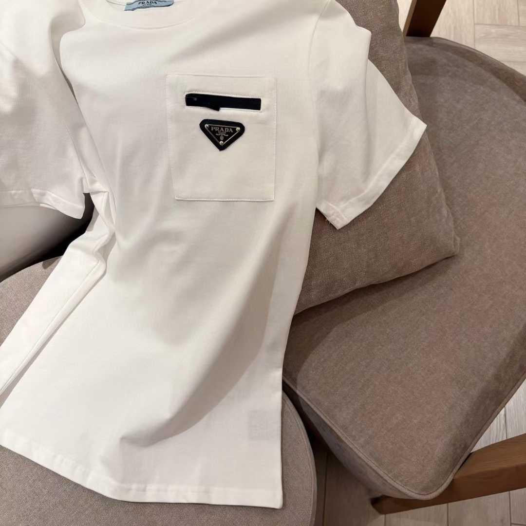 Prada Tshirt