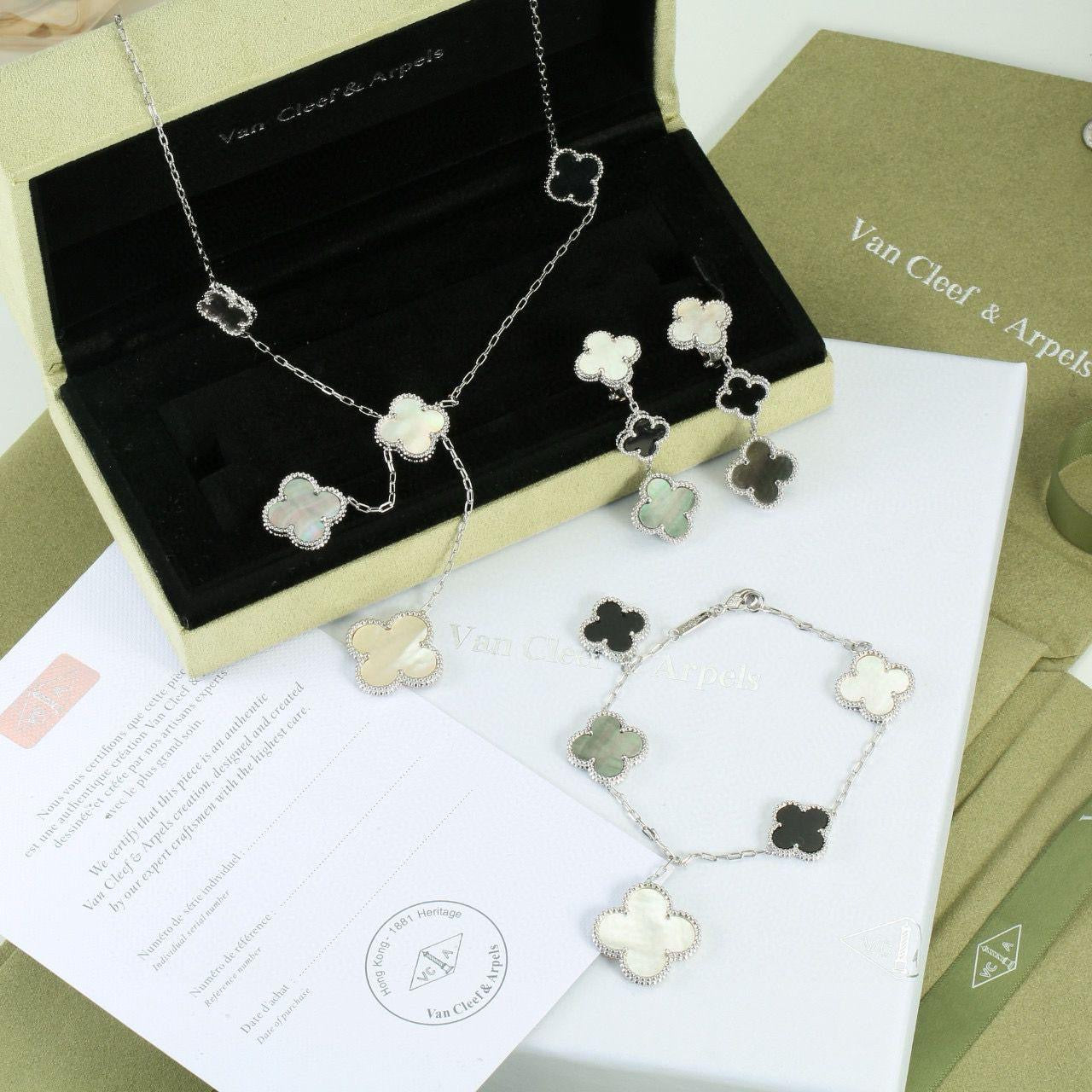 Van cleef jewelry set