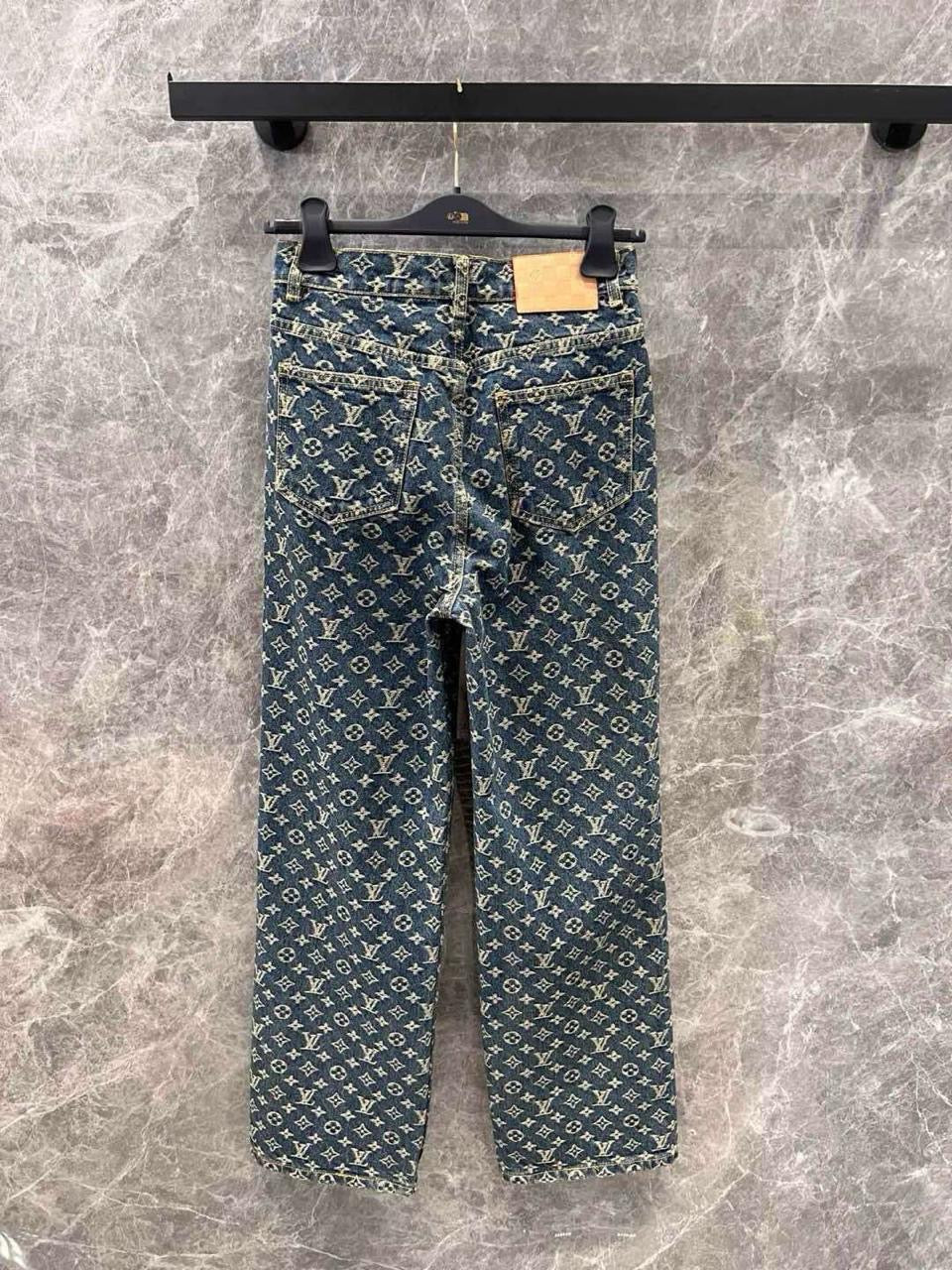 Lv pants