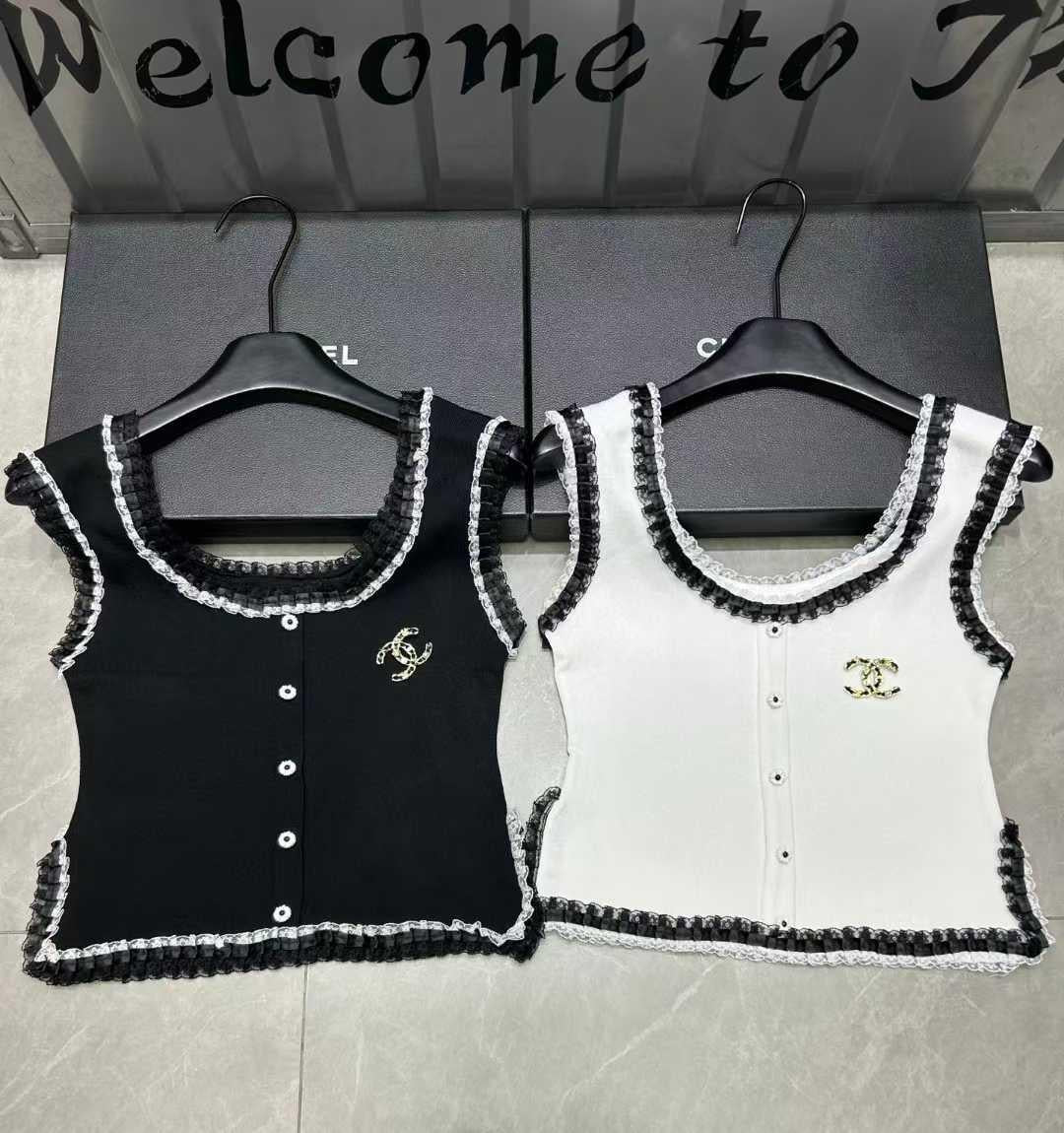 Chanel top