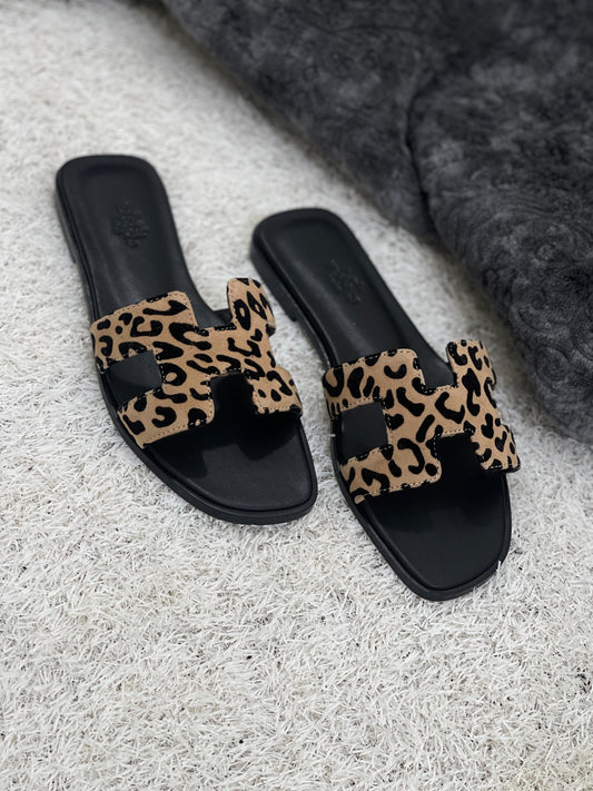 Hermes slippers - leopard