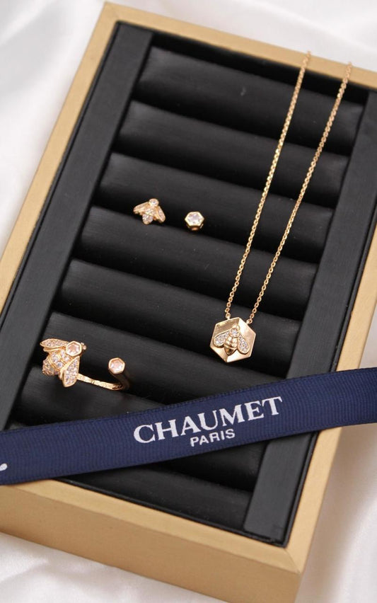 Chaumet jewelry set