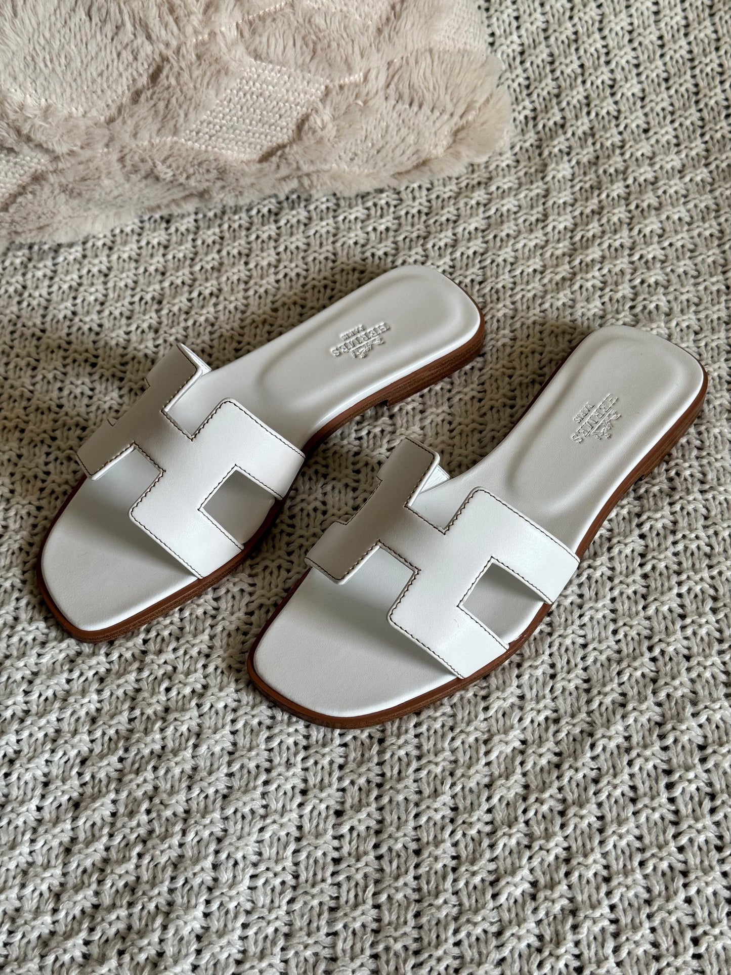 Hermes slippers - white