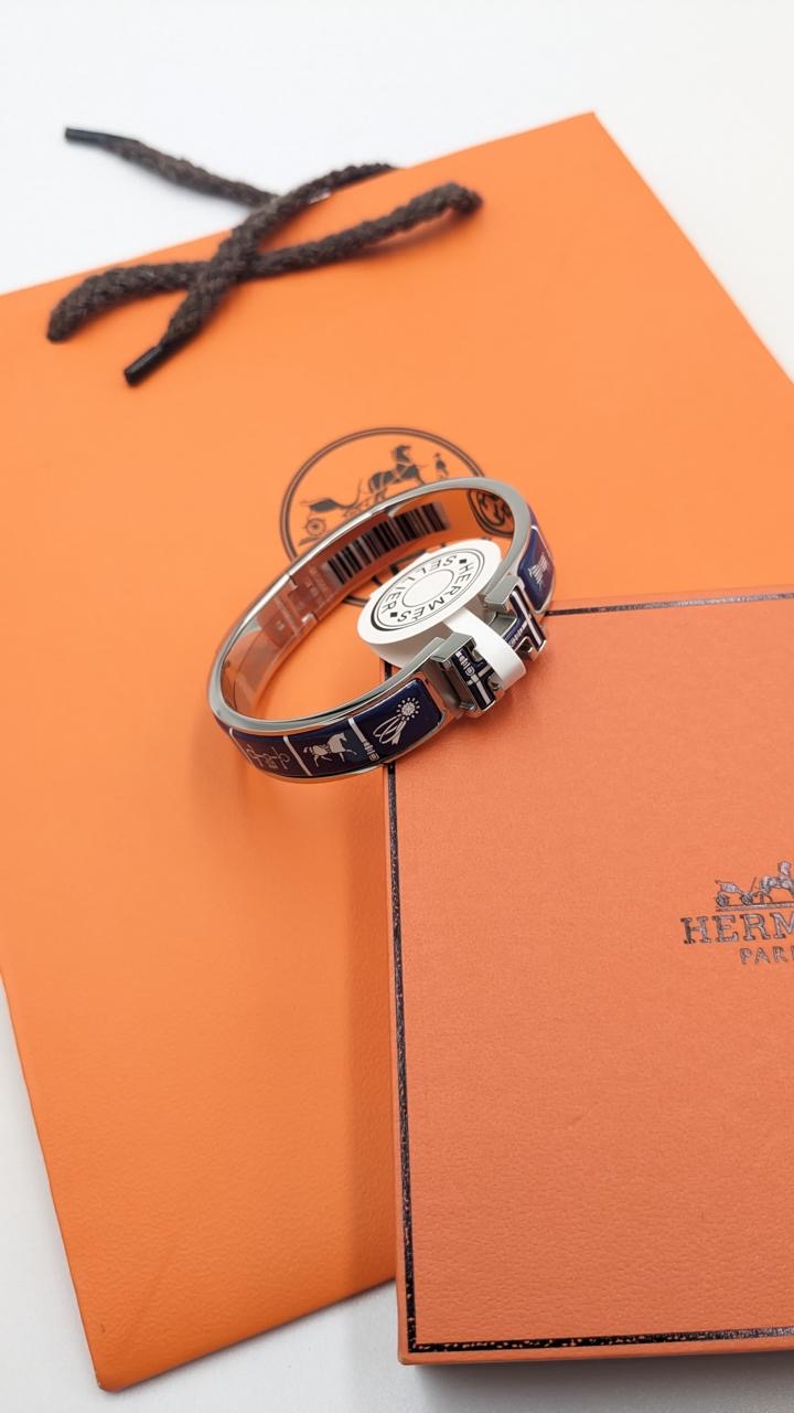 Hermes bangle