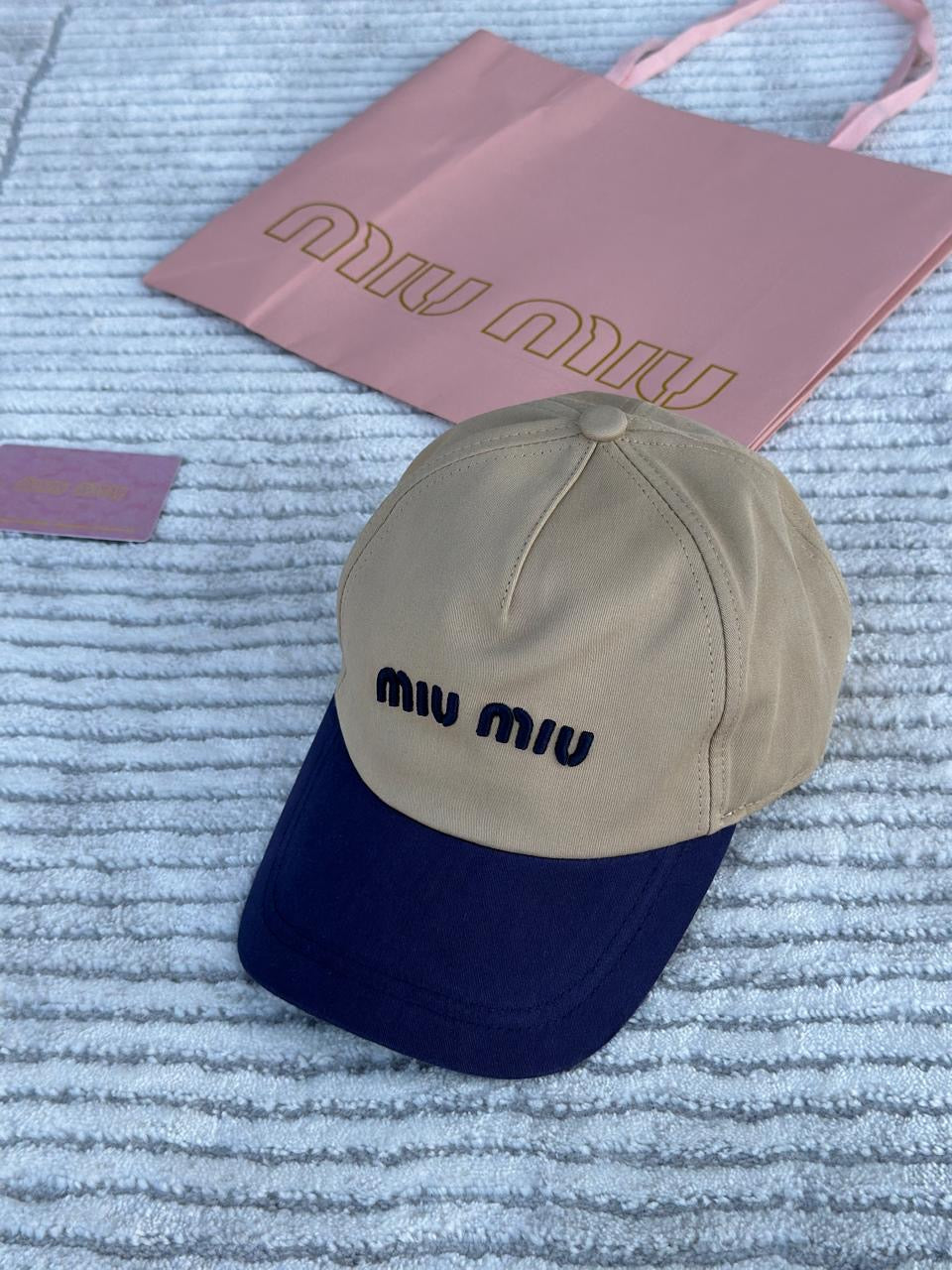 Miu miu cap