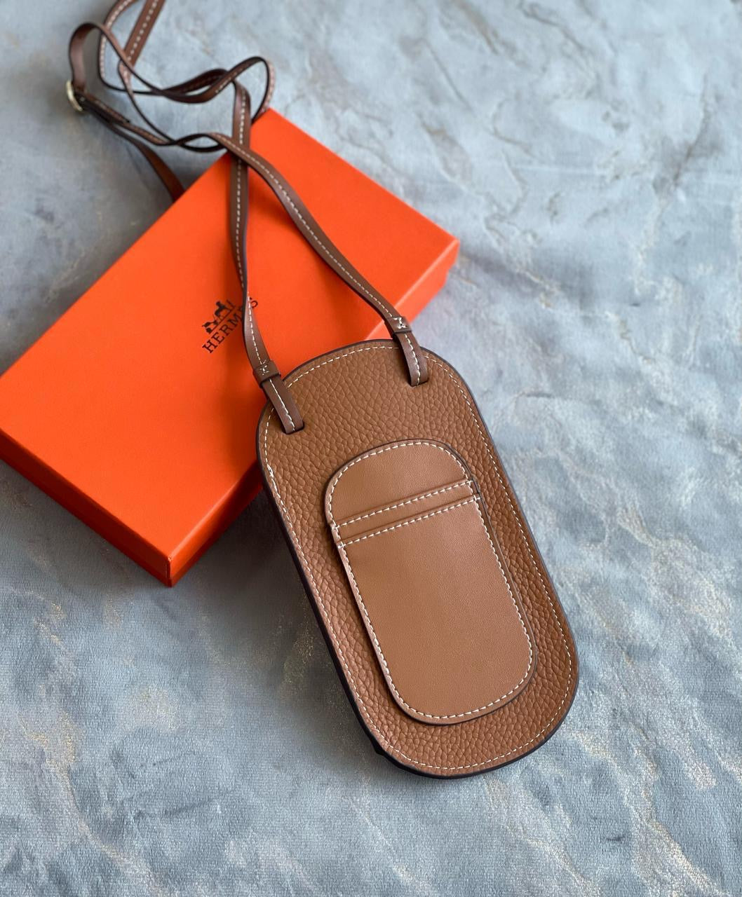 Hermes wallet - phone holder