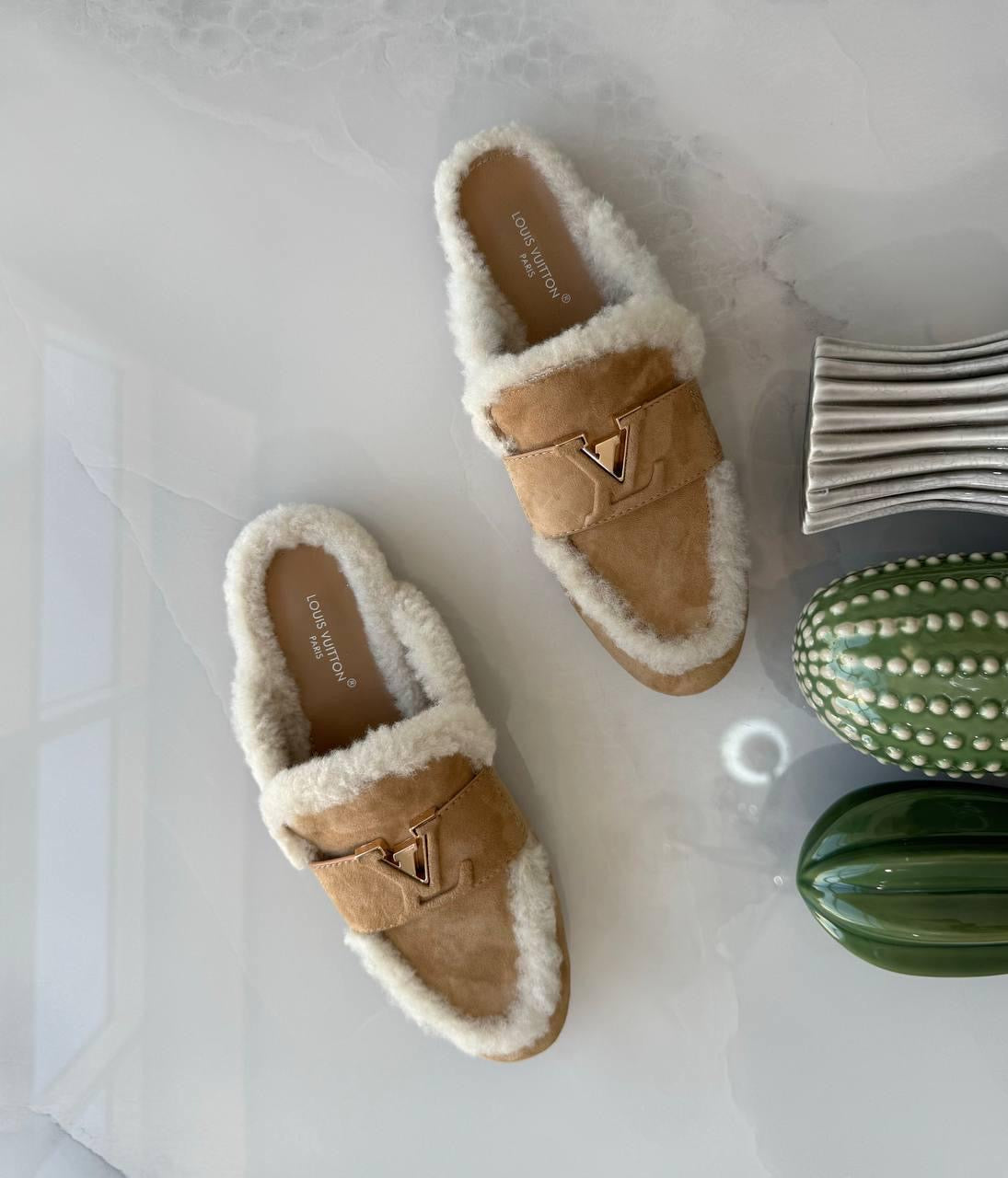 Lv mules with fur