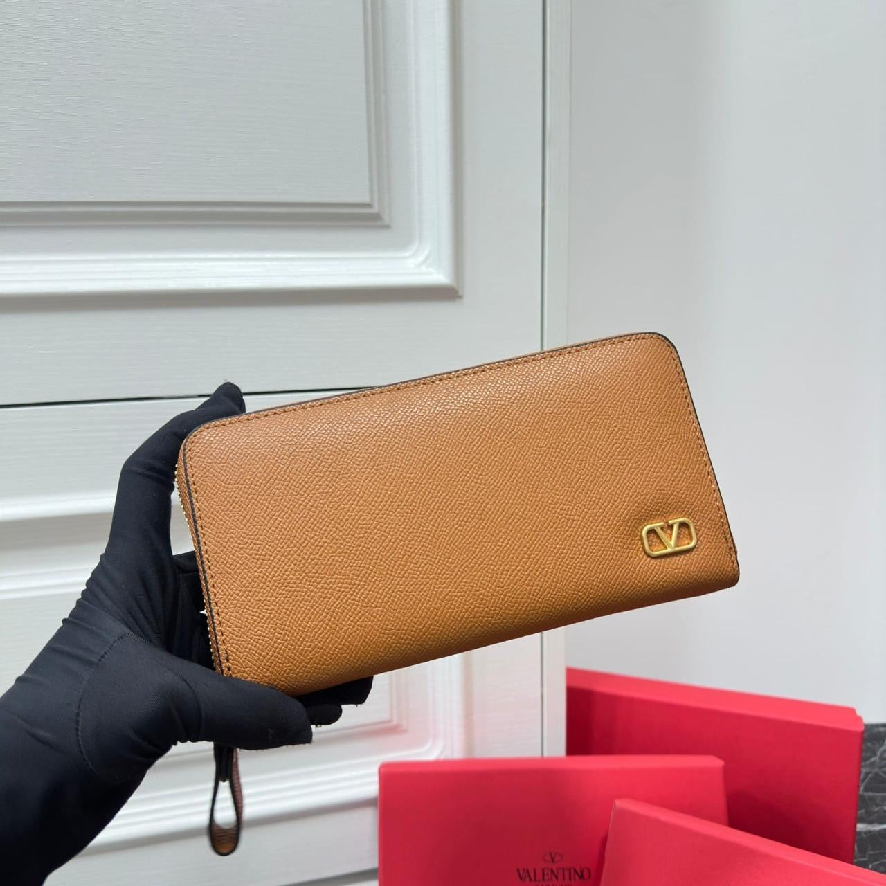 Valentino wallet