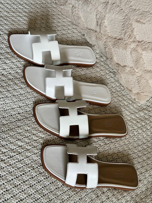 Hermes slippers - white