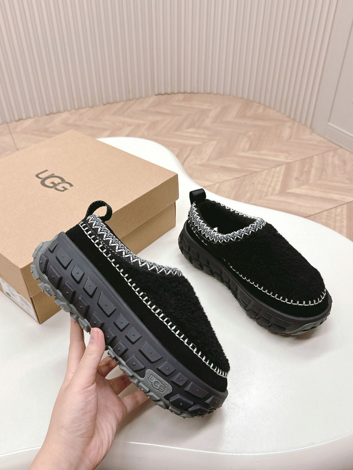 Ugg mules