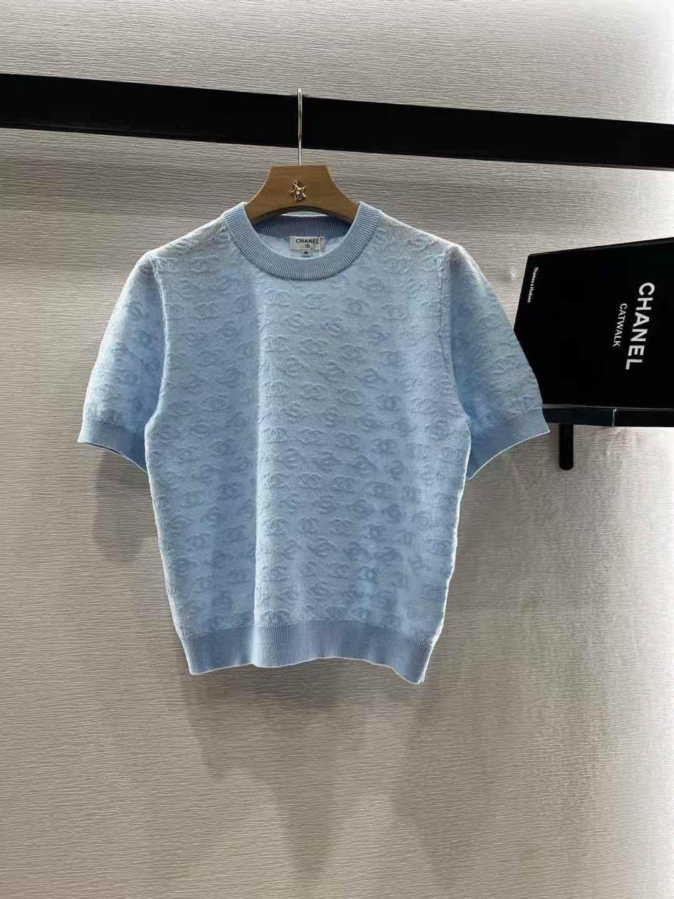 Chanel tshirt