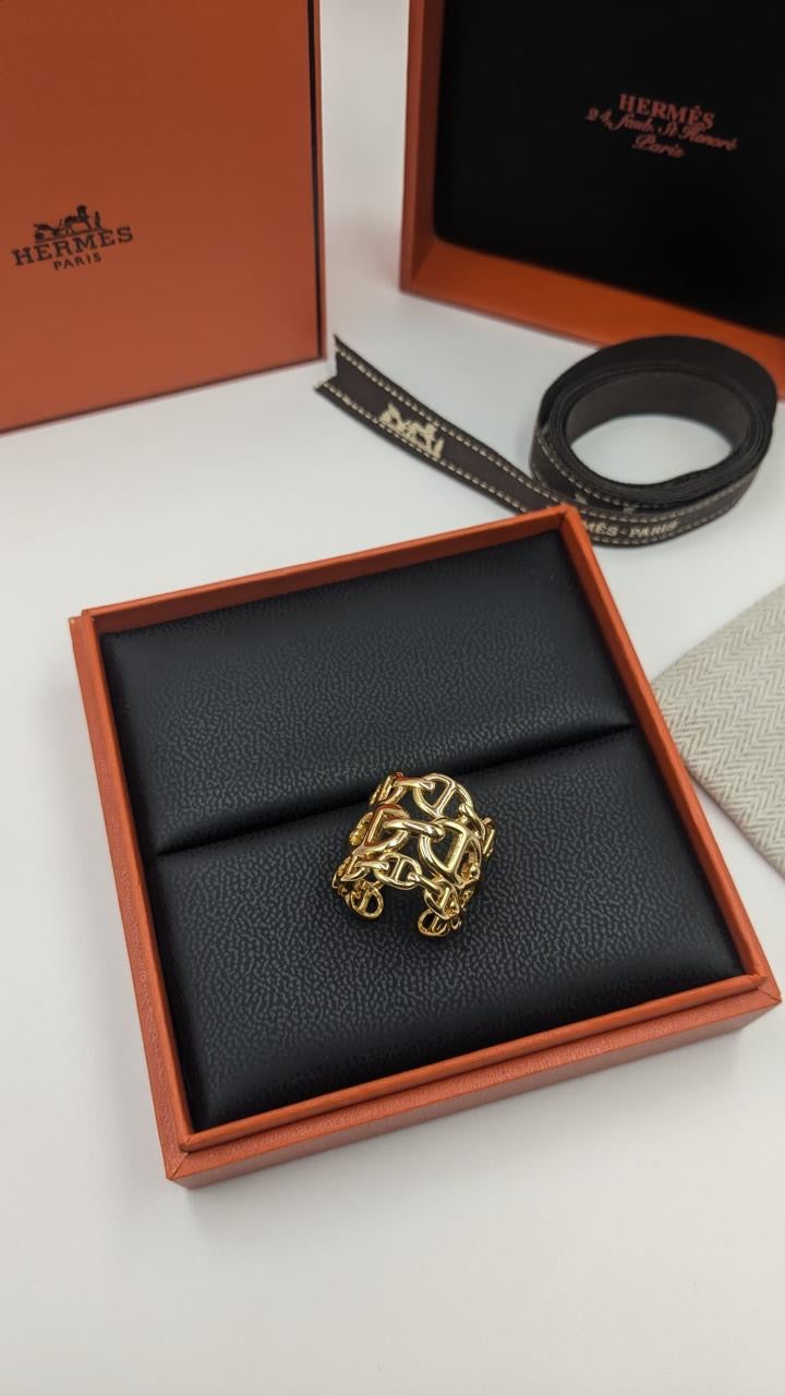 Hermes ring