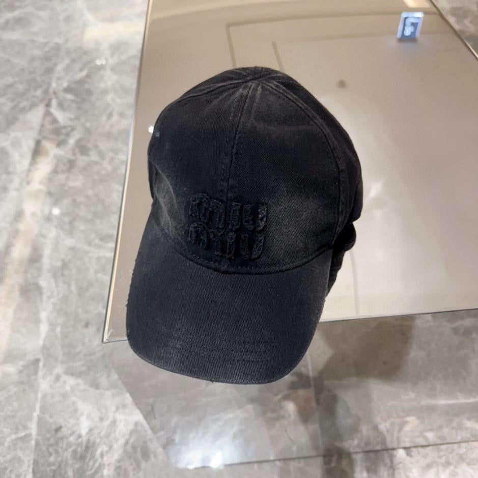 Miu miu cap