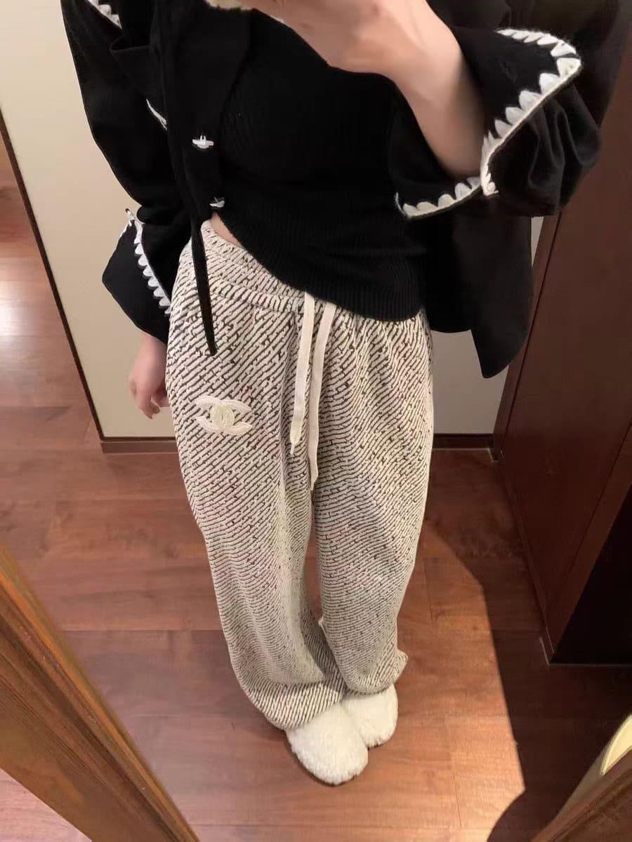 Chanel pants