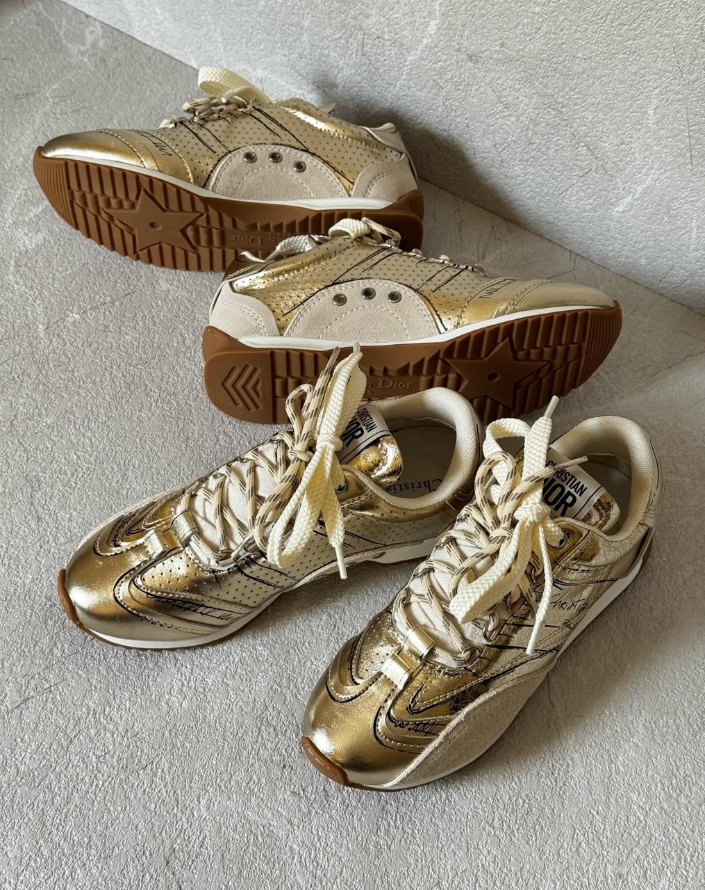Dior sneakers
