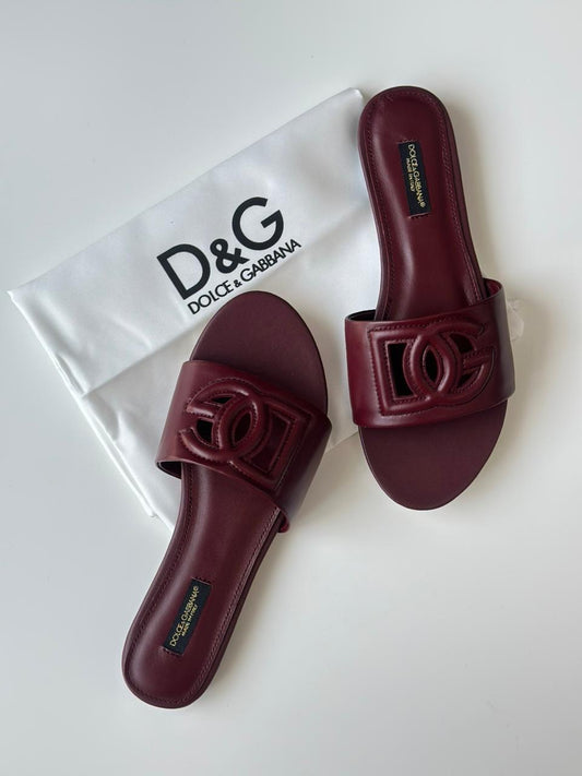 D&G slippers - maroon