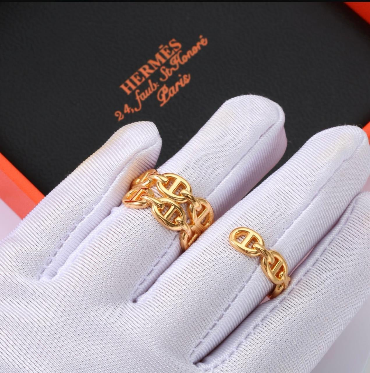 Hermes ring