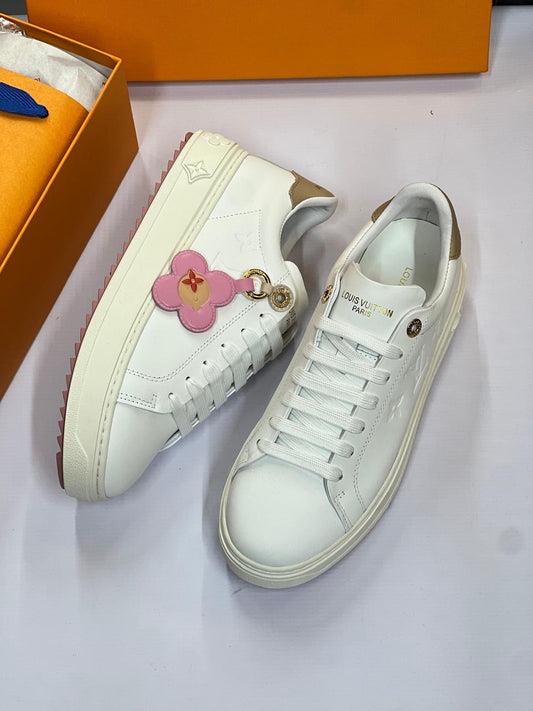 Lv sneakers