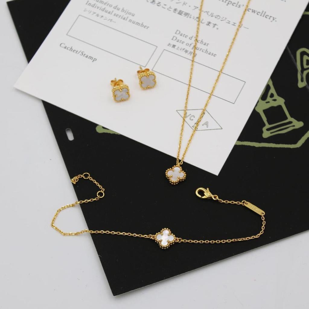 Van cleef jewelry set