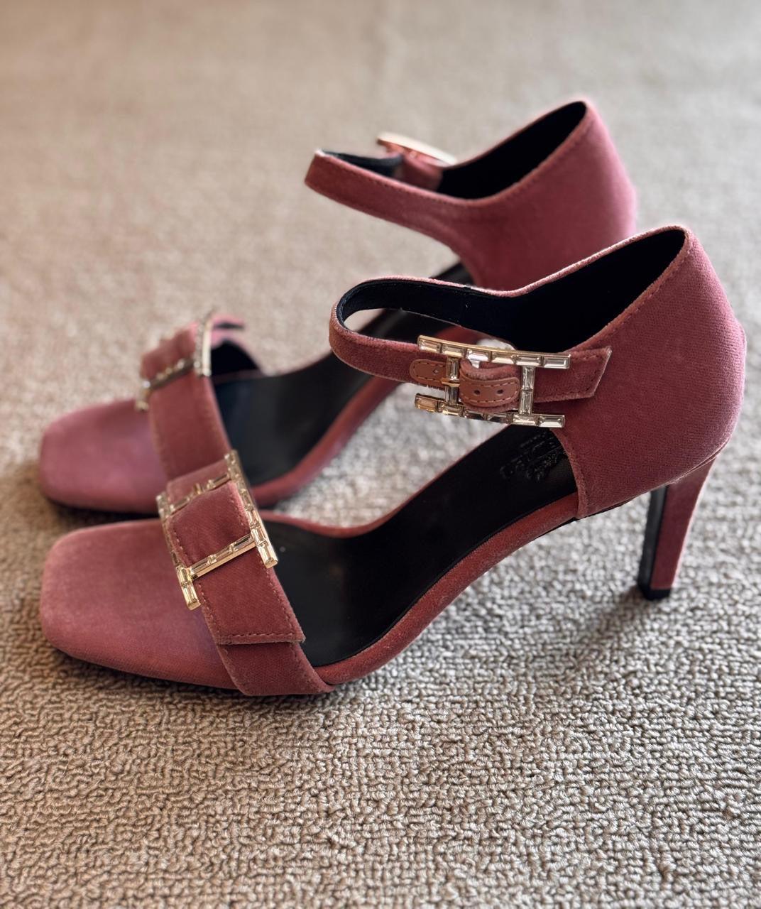 Hermes sandals heels