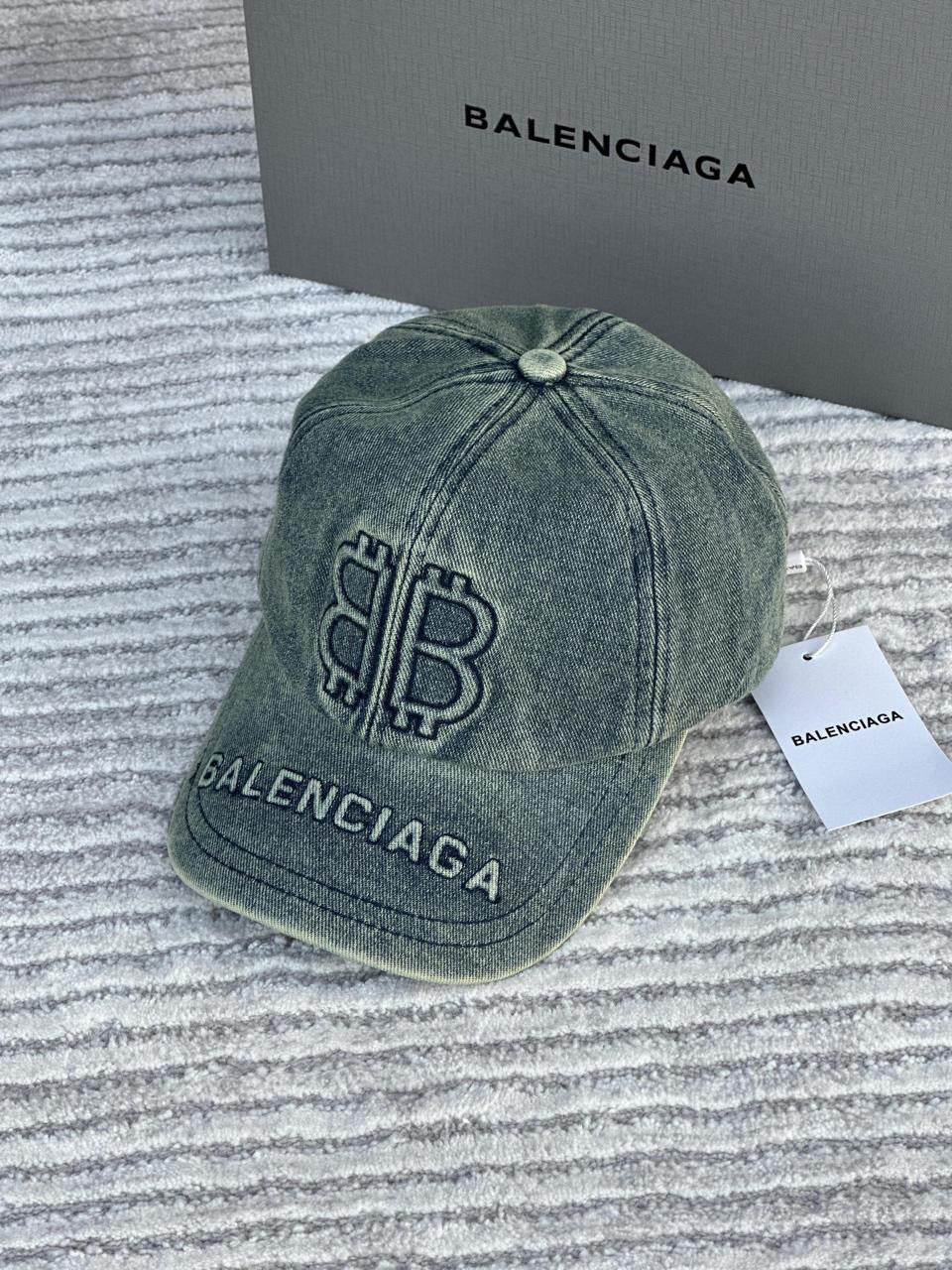 Balenciaga cap