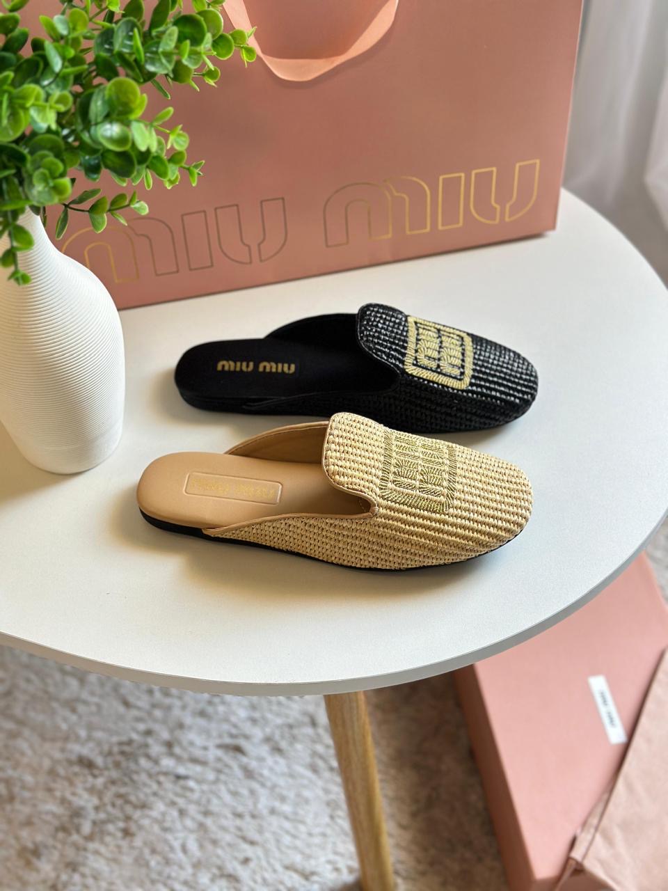 Miu miu sippers