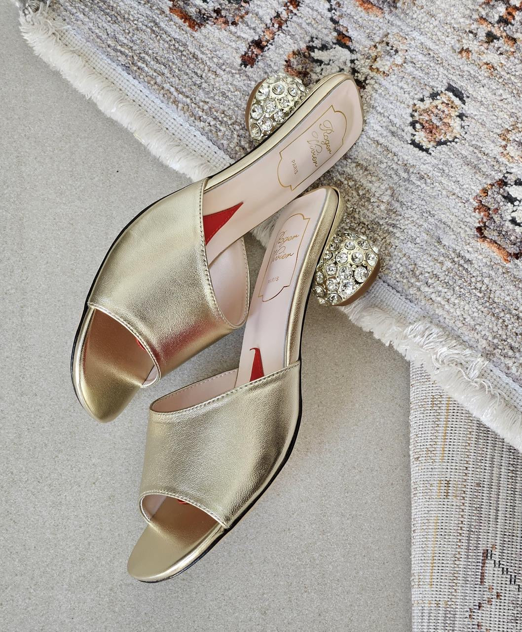Roger vivier sandals heels