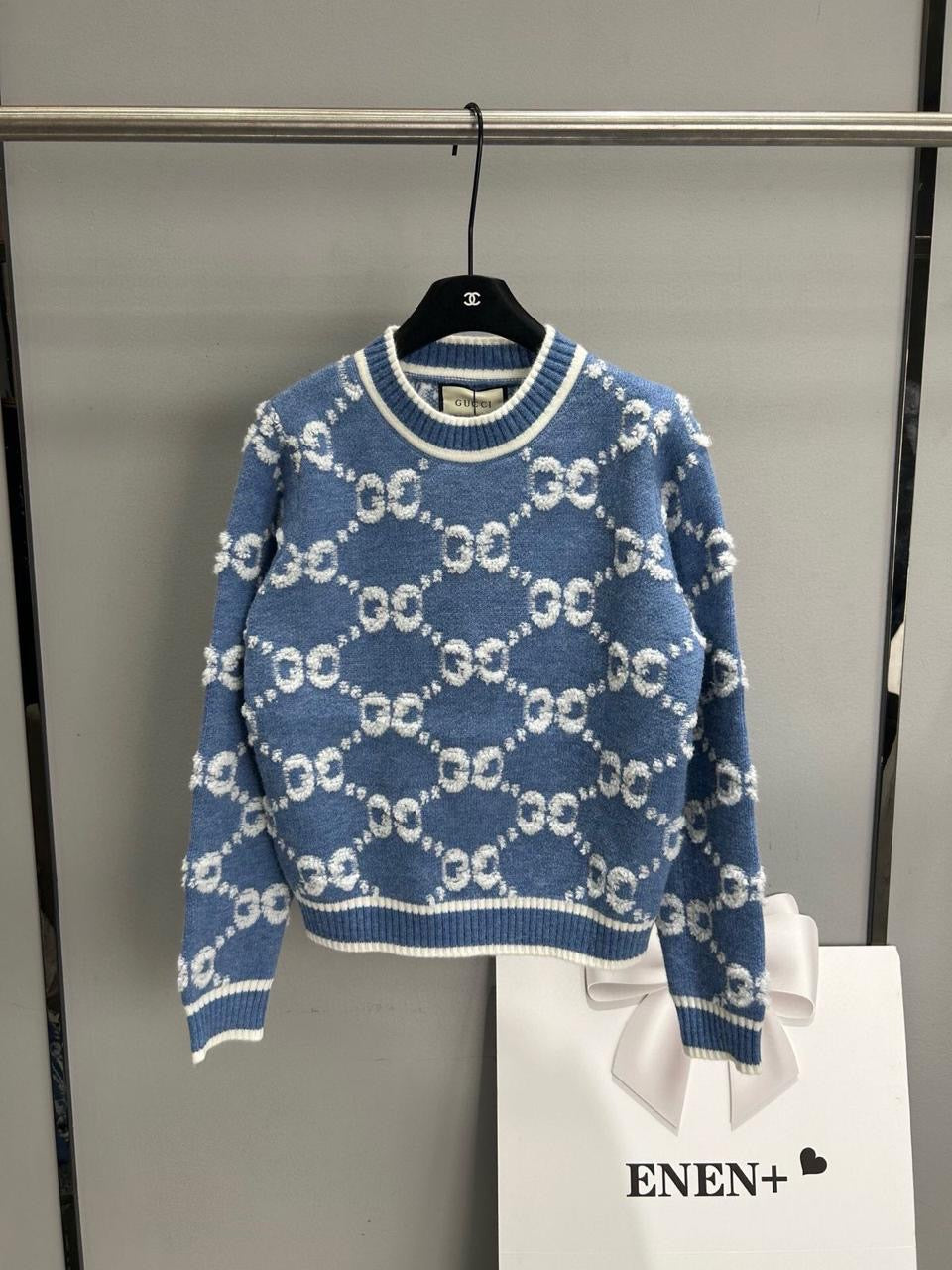 Gucci sweater