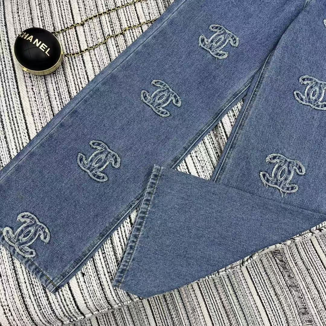 Chanel pants