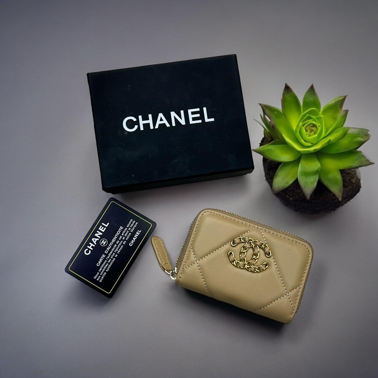 Chanel wallet