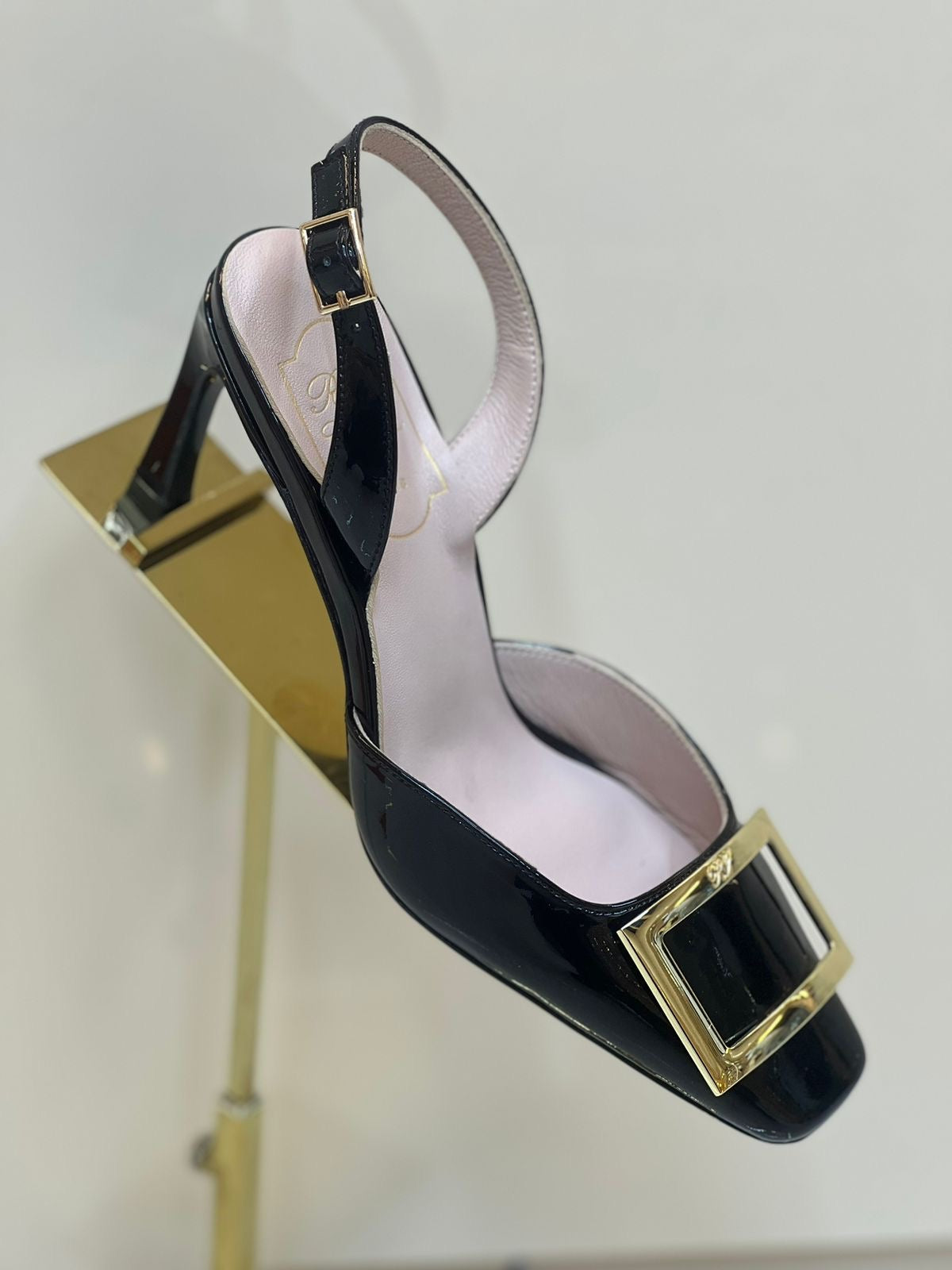 Roger vivier heels