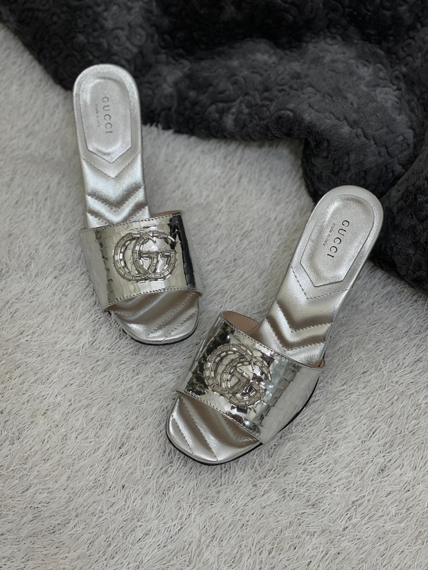 Gcci sandals heels