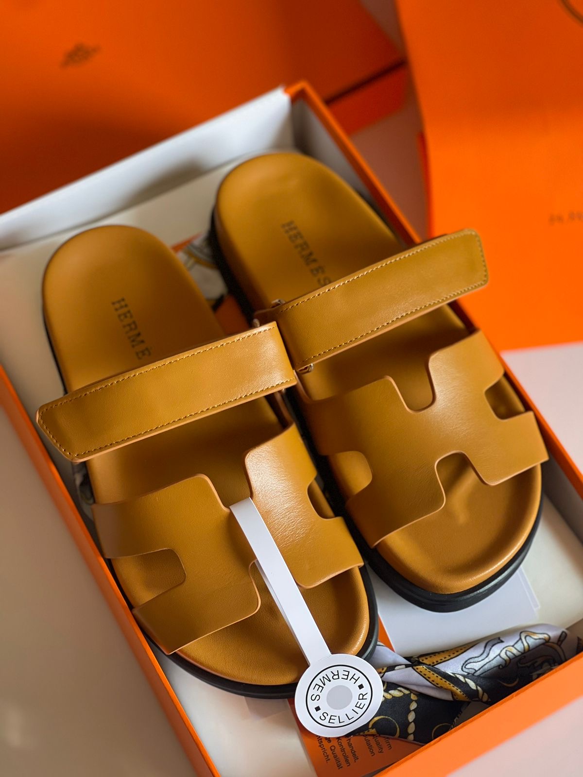 Hermes slippers- chypre