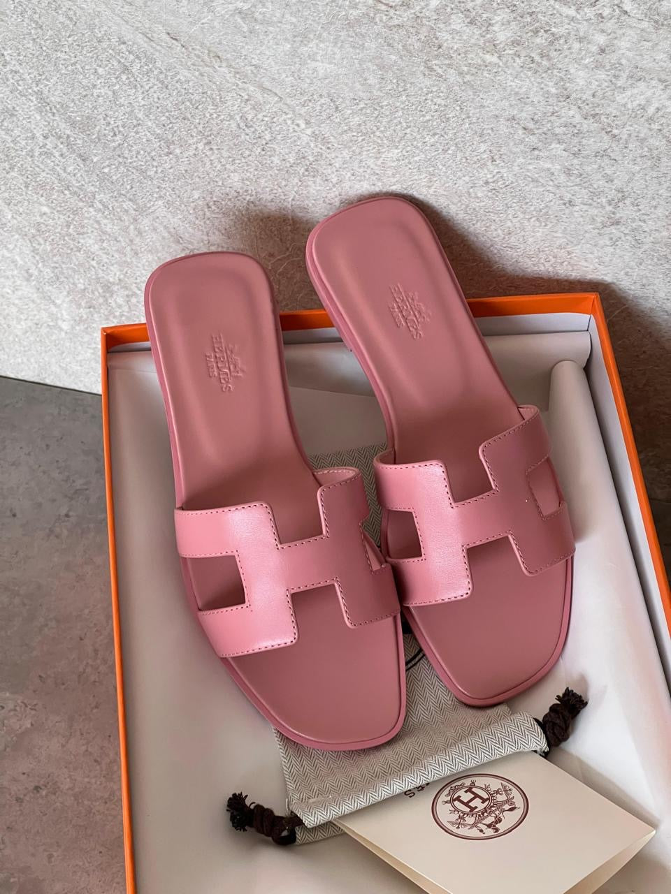 Hermes slippers