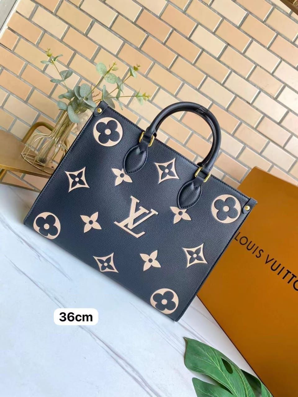 Lv bag tote