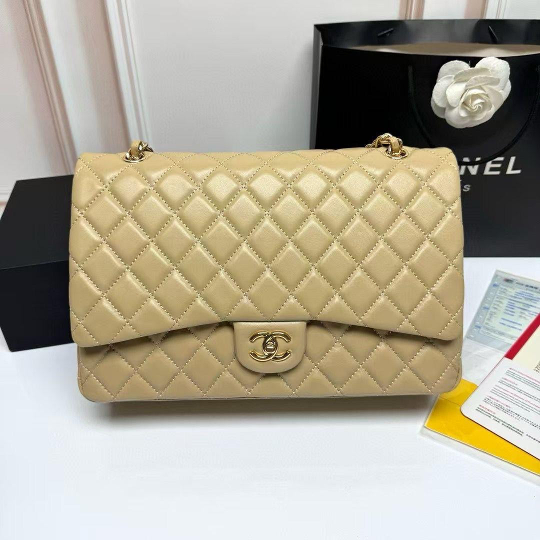 Chanel bag 30 cm