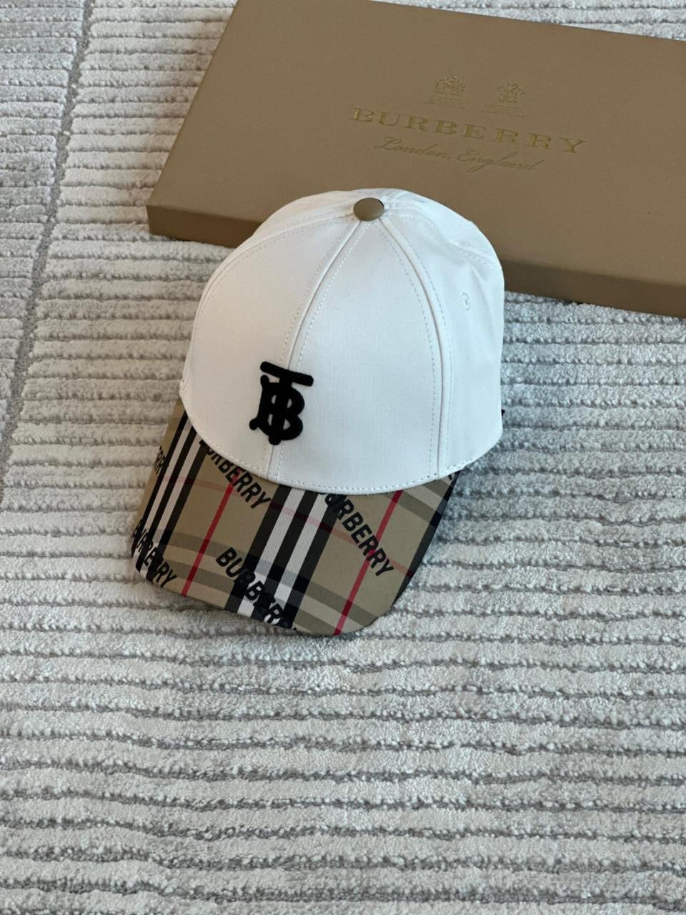 Burberry cap