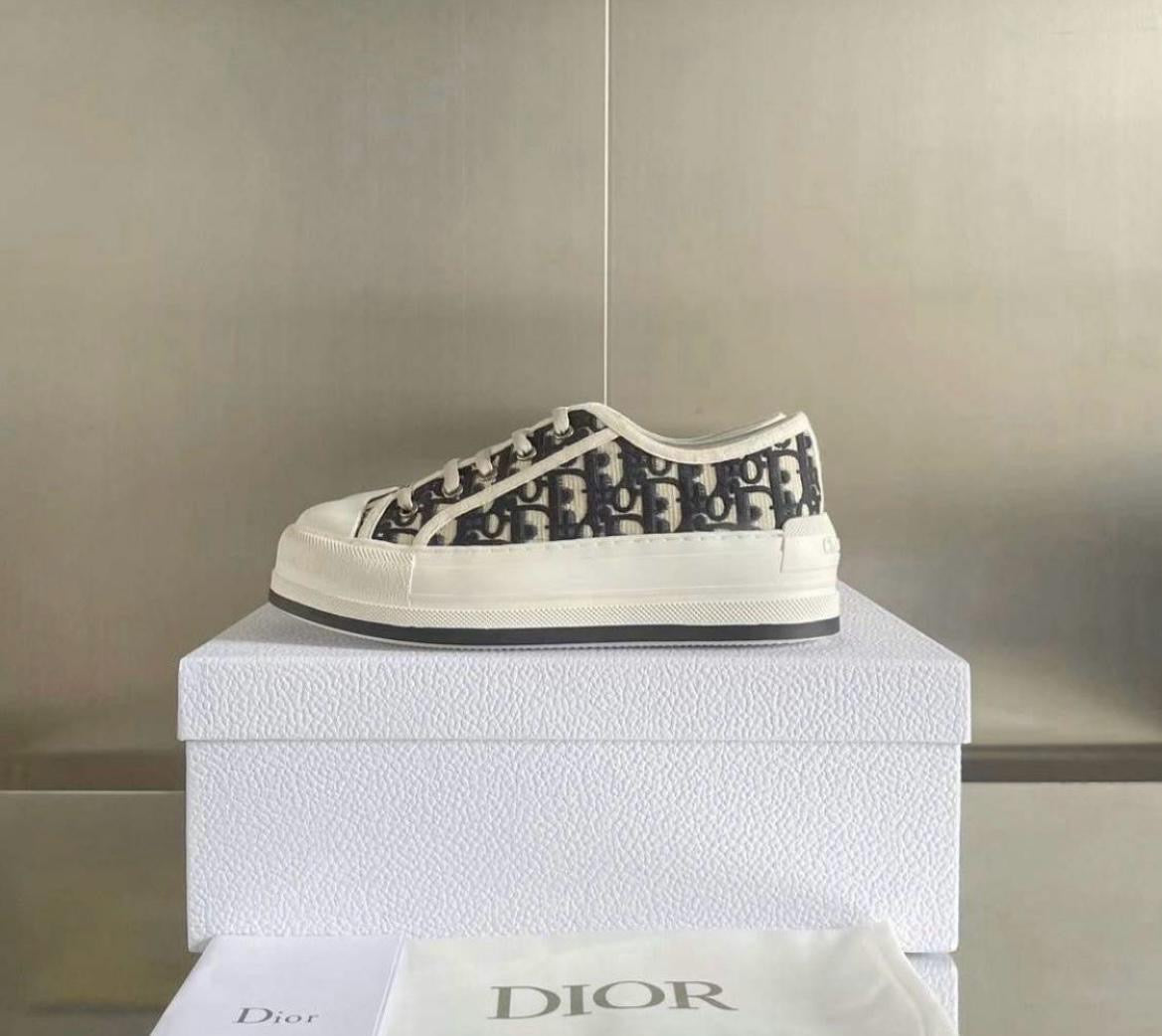 Dior sneakers