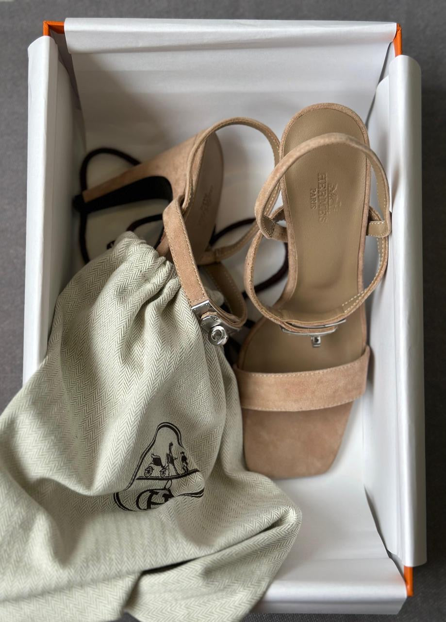 Hermes sandals heels