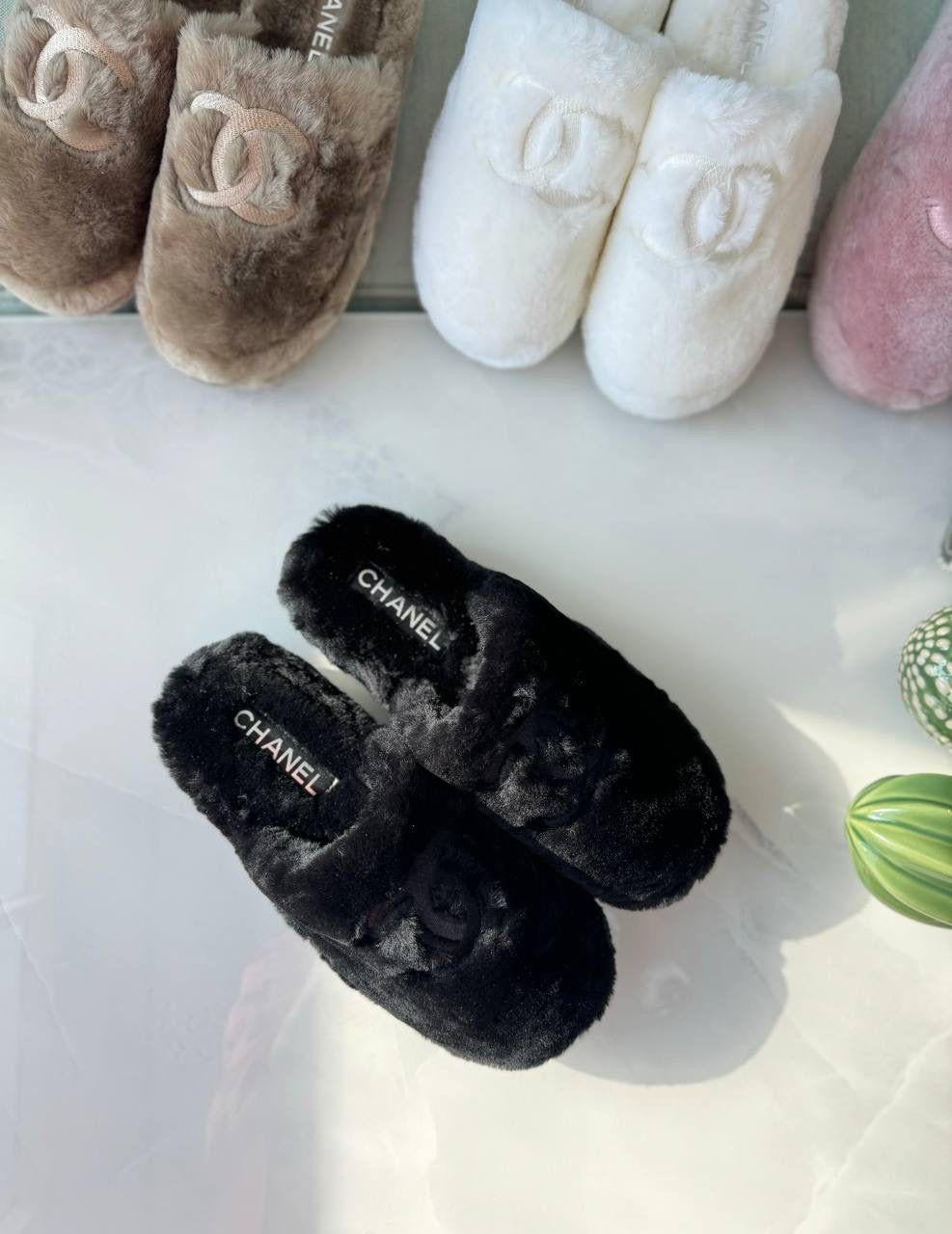 Chanel mules with fur