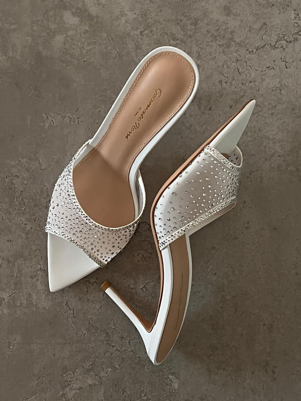 G rossi sandals heels