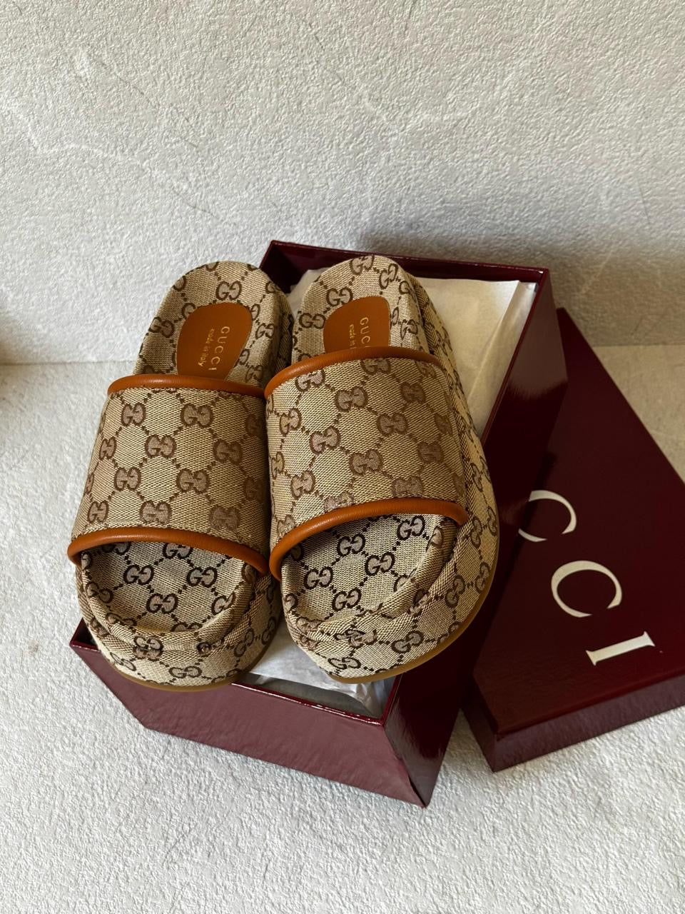 Gucci slippers - wedges