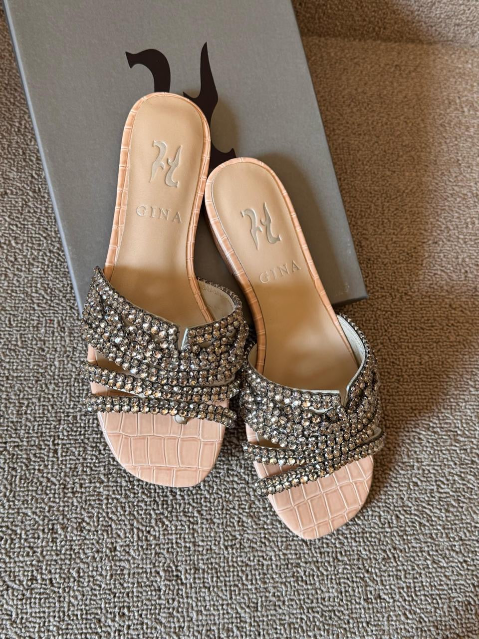 Gina slippers
