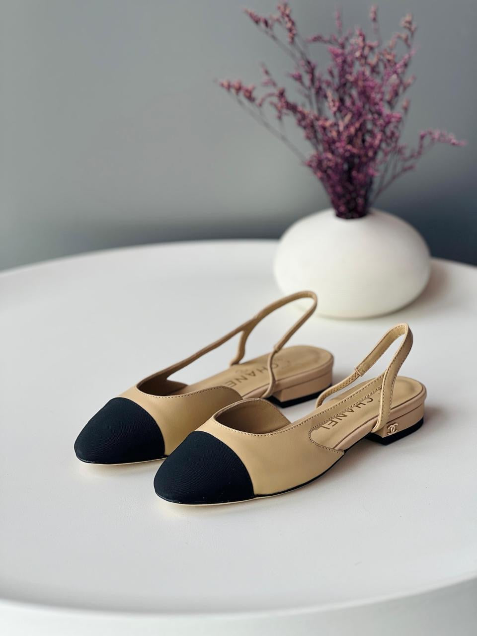 Chanel heels - low heels flat
