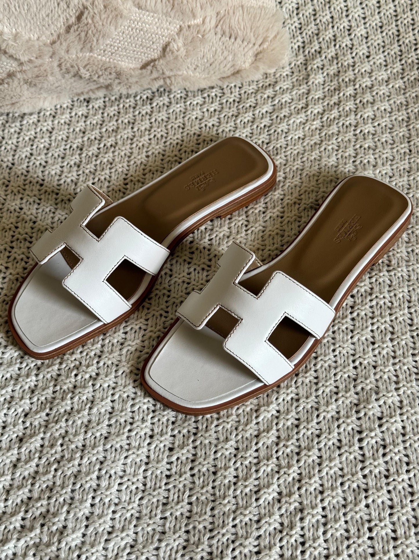 Hermes slippers - white