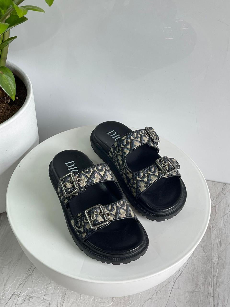 Dior slippers