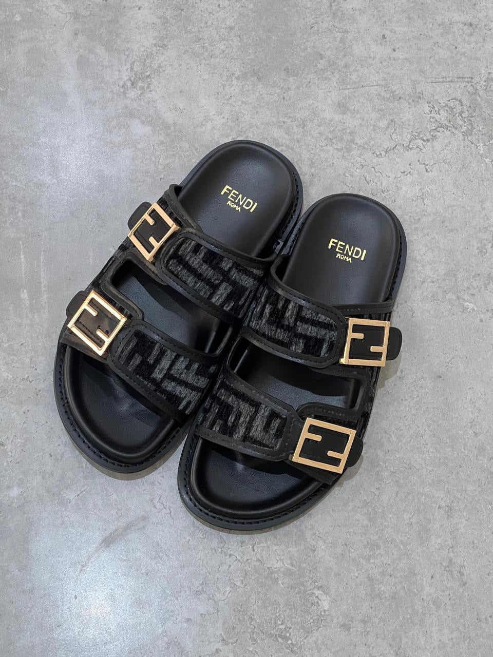 Fendi slippers